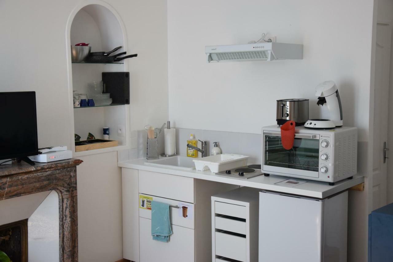 Joli Studio Plein Centre De Milly La Foret Экстерьер фото